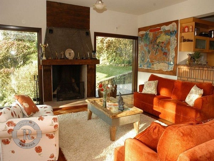 Foto 8 - Casa De 3 Dormitórios Em Gramado em Gramado, bairro Planalto