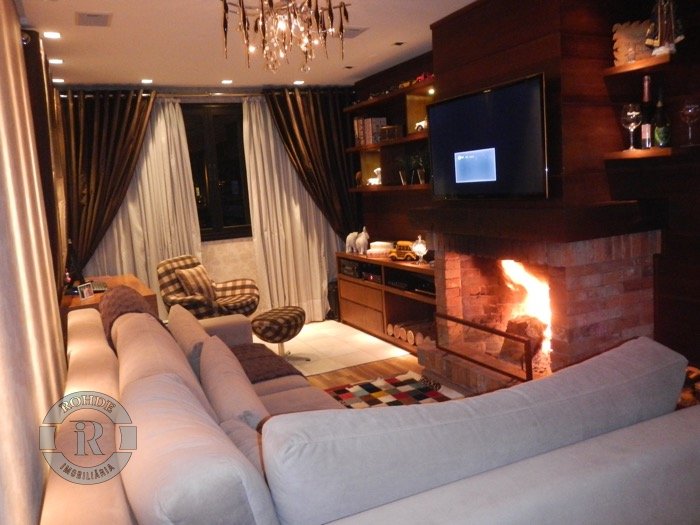 Foto 9 - Apartamento De 2 Dormitórios Em Gramado em Gramado, bairro CENTRO