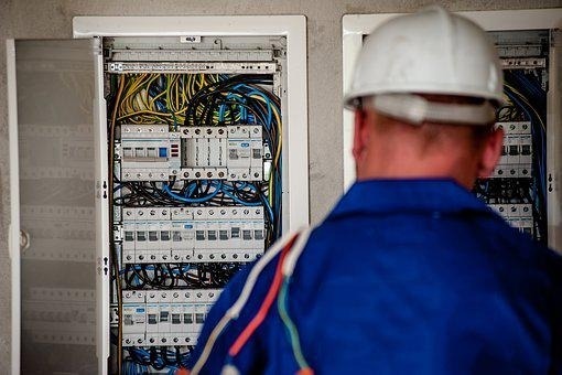 Find An Electrician In Glendale