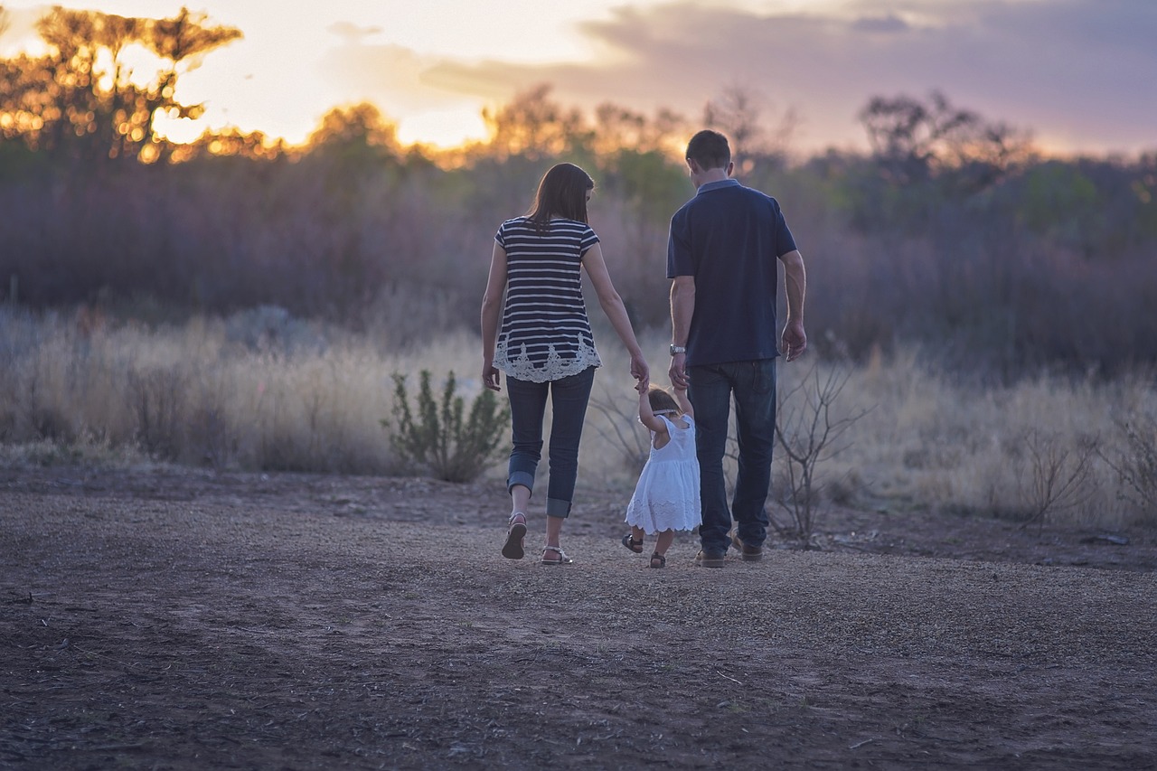 What is the Role of Communication in Strengthening Family Bonds?