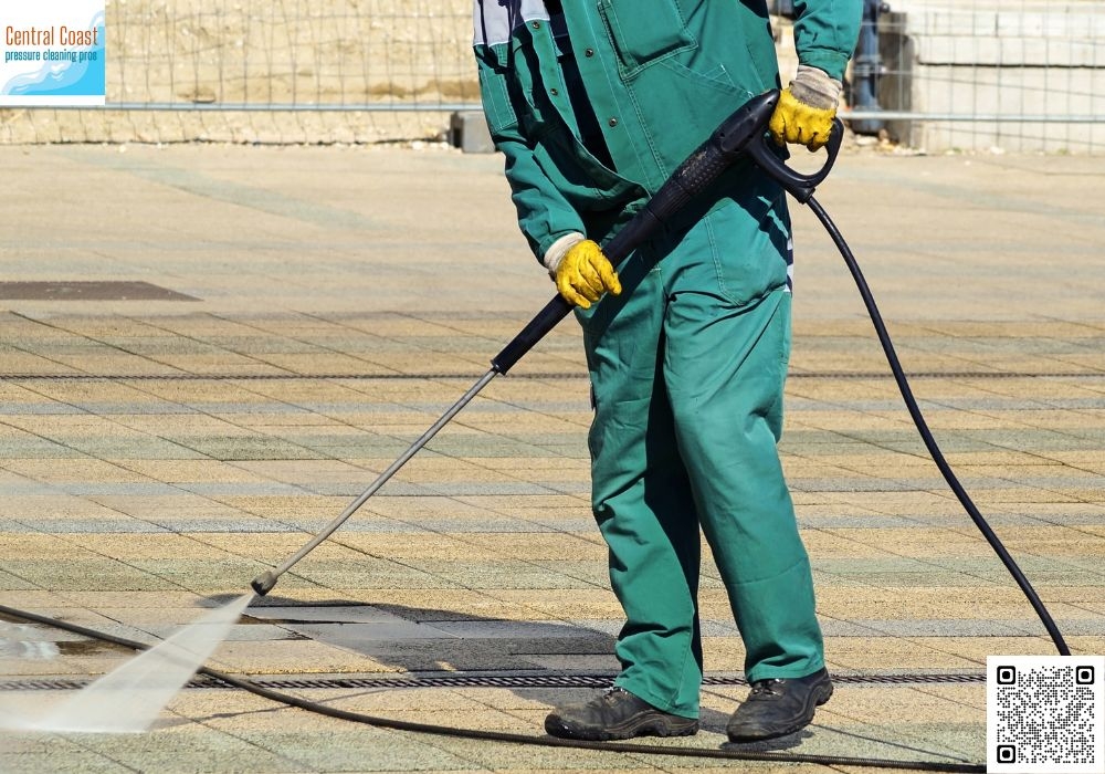 Is There a Reliable Pressure Cleaning Service in The Entrance?