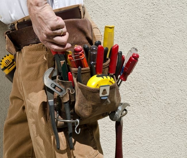 Small Repair Experts: From Clotheslines to Tiles