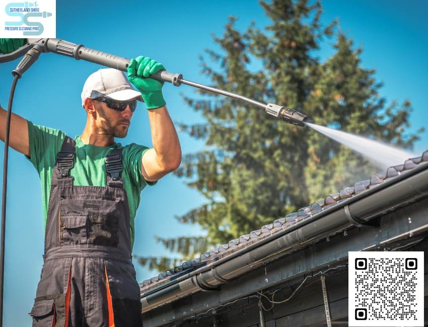 What type of training do staff receive for roof cleaning?