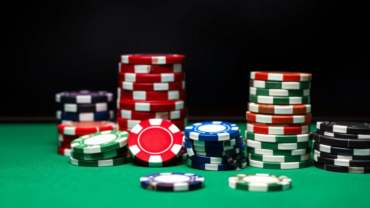 Becoming a Pro the Craft of Mastering Poker in Gaming Houses: A Comprehensive Guide for Success.