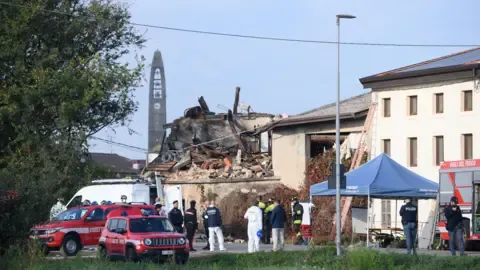 Blast Claims Three Carabinieri While Executing Eviction Procedure in Italy