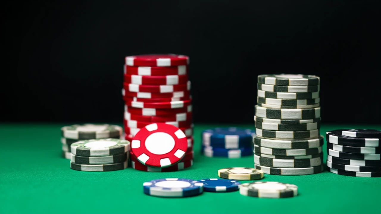 Mastering the Art of Poker: A Casino Player's Guide