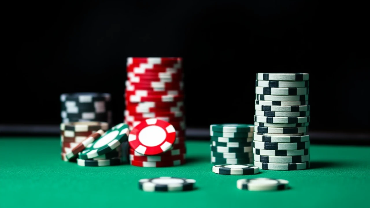 Unveiling the Art of Bluffing: Mastering the Poker Table