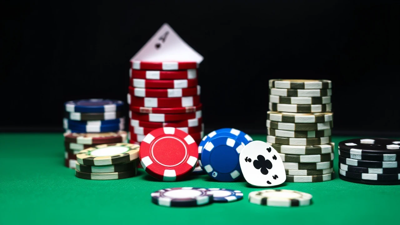 Becoming Proficient in the Art of Poker House Card Game Strategy: A Comprehensive Guide for Winning