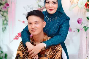 Lambang & Ragil