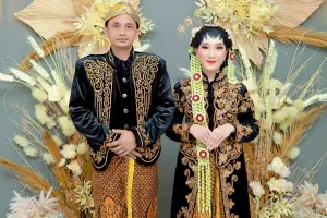 Yuni dan Ichwan