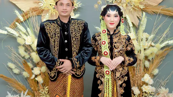 Yuni dan Ichwan