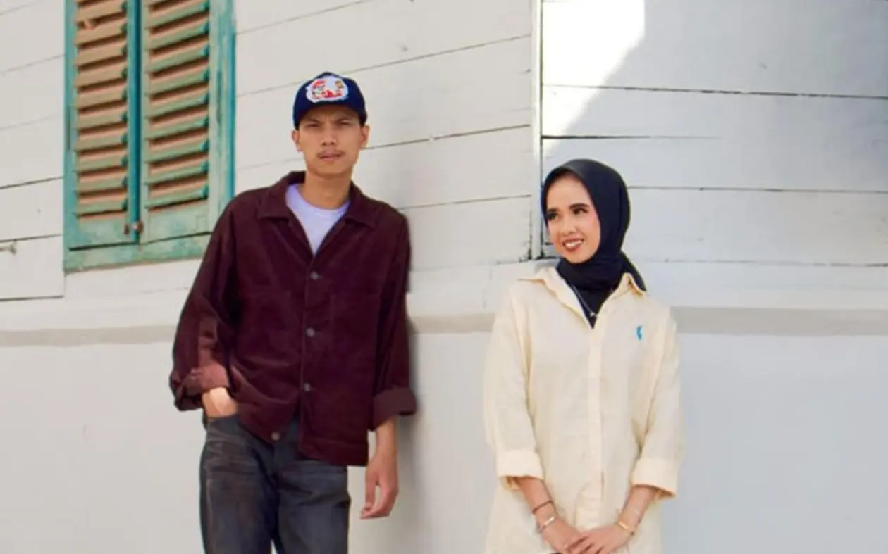Ayu & Syidiq Syd Web cover landscape 3