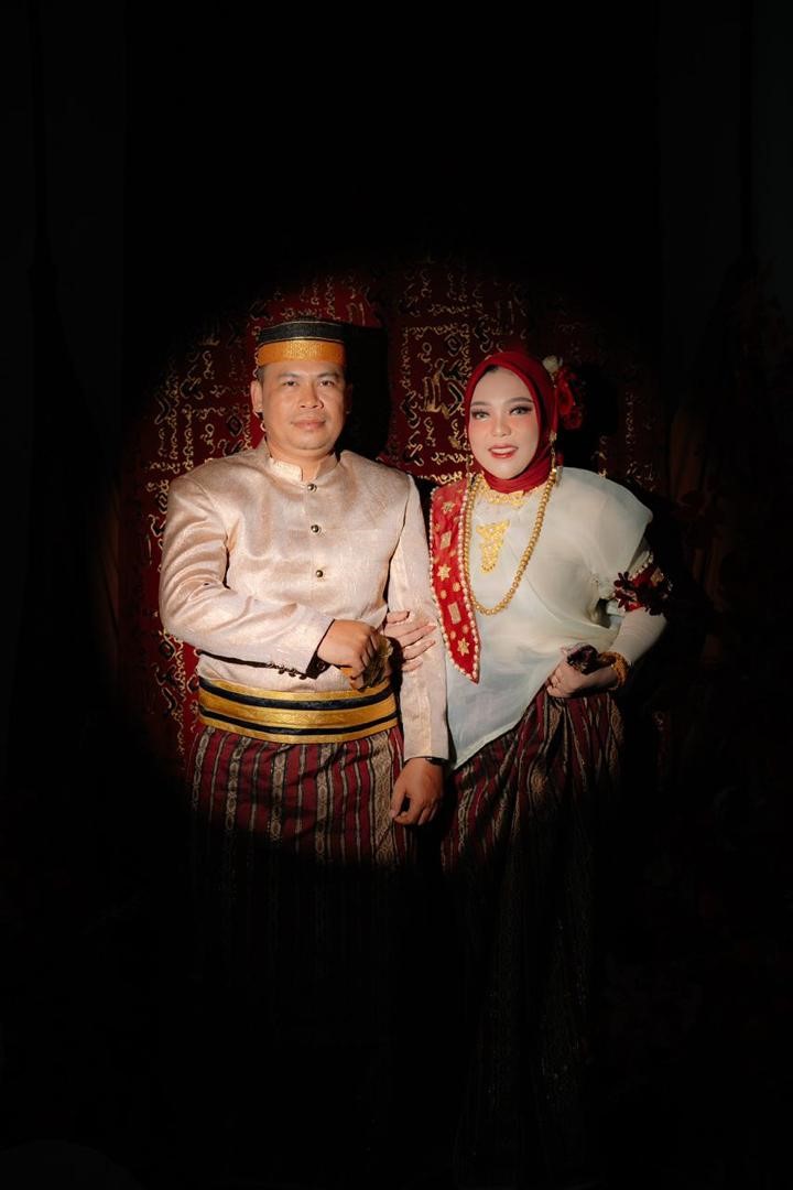 Kasri & Linda Tengah Syd web (4)