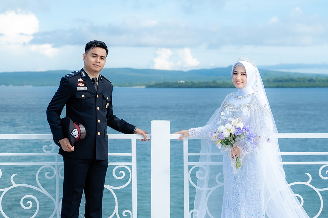 Shira & Fahrik Syd mempelai 1 Web