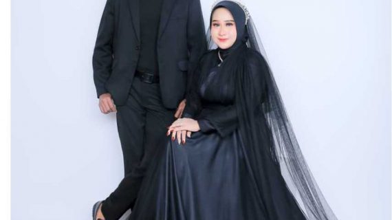 Tia & Surya