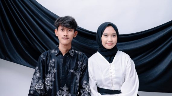 Nanda & Agus