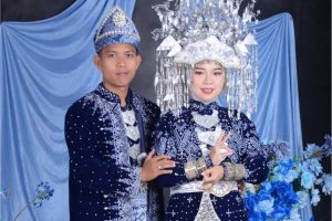 Adif & Tira