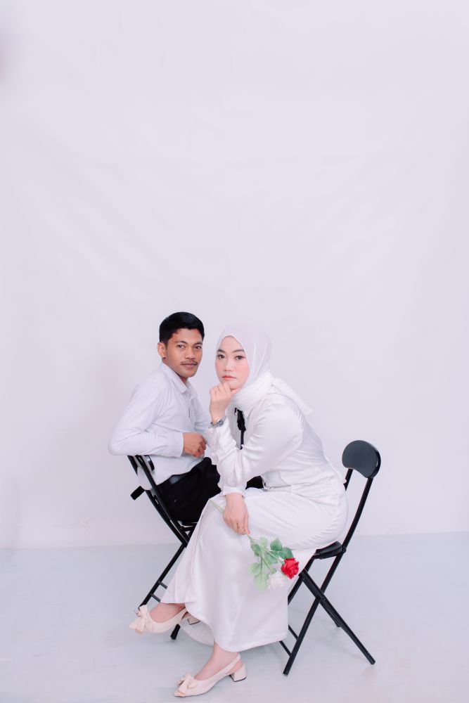Aini 1