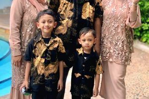 Khitan Ayub Dan Arul
