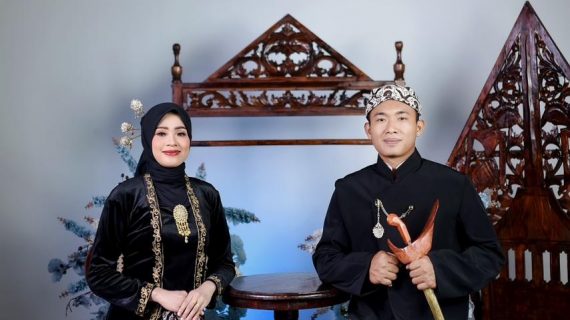 Kiki & Putra