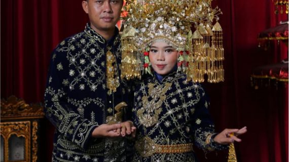 Ayu & Amron
