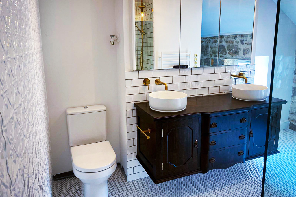 Experience Superior Pipe Repairs and Installations with Skilled Plumbers Near You