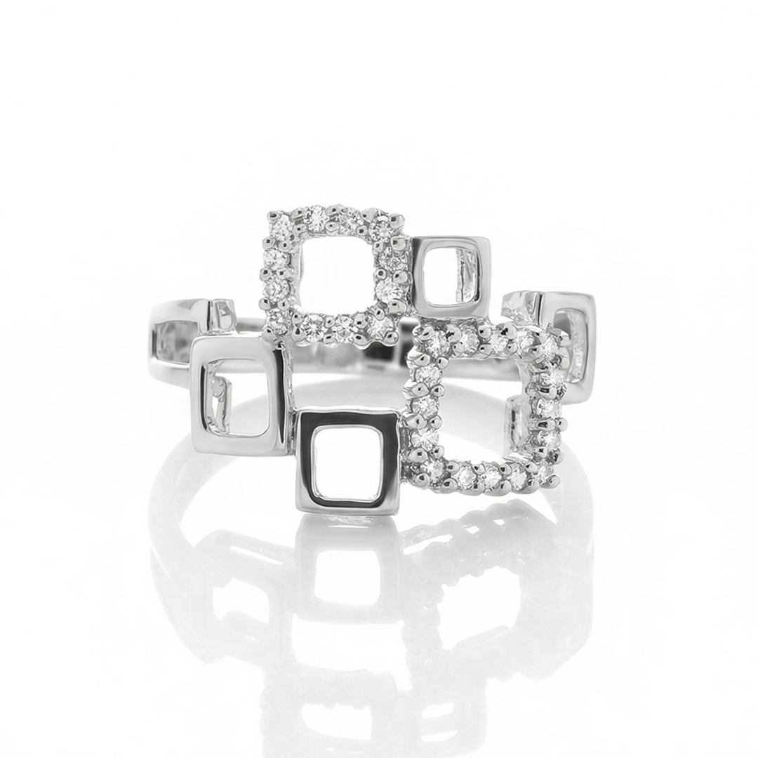 Aleydis Diamond Joined Circle Ring