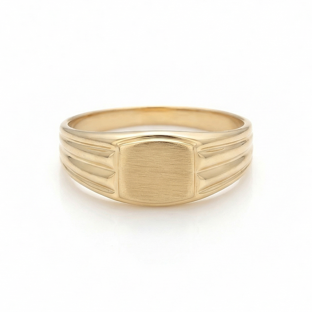 Achara Men's Signet Ring