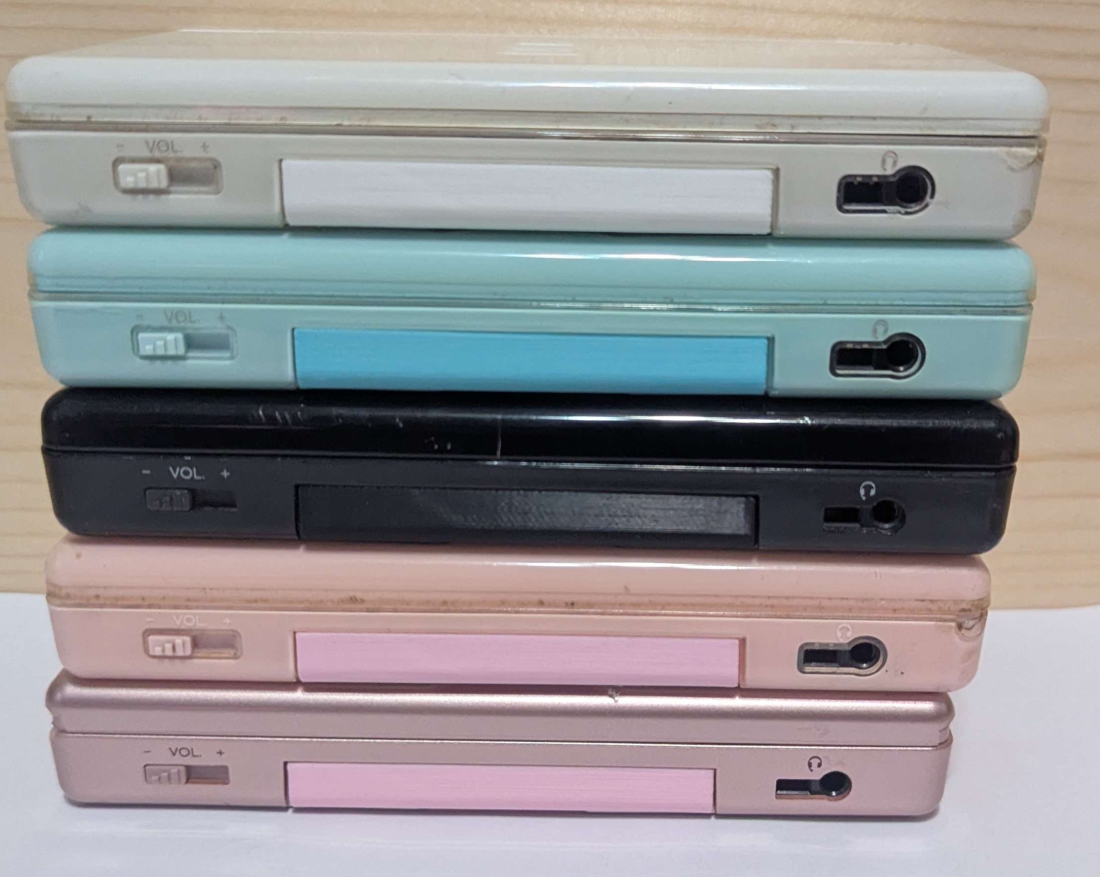 Nintendo DS Lite Slot 2 Cover (3D Printed)