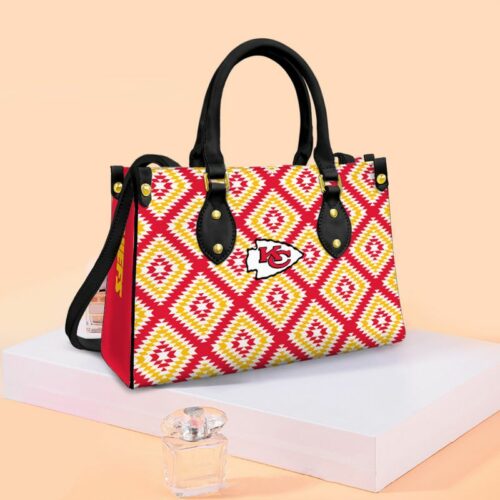 Kansas City Chiefs Caro Pattern Limited Edition Fashion Lady Handbag Nla052110 - ChiefsFam