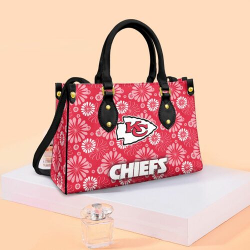 Kansas City Chiefs Flowers Pattern Limited Edition Fashion Lady Handbag Nla049410 - ChiefsFam