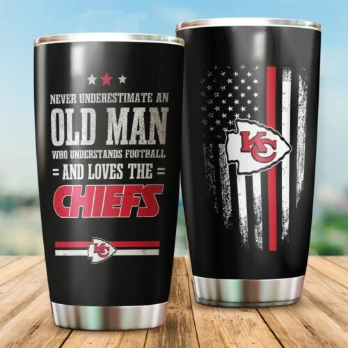 Never Underestimate An Old Man Who Loves The Kansas City Chiefs Tumbler - ChiefsFam