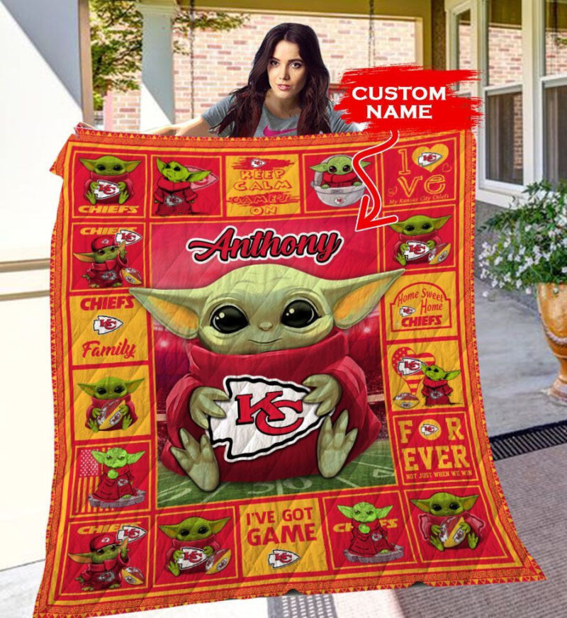 Kansas City Chiefs Personalized Premium Quilt BG18