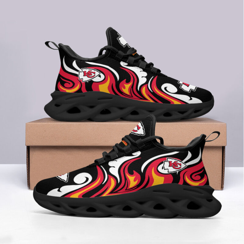 Kansas City Chiefs Personalized Yezy Running Sneakers SPD567