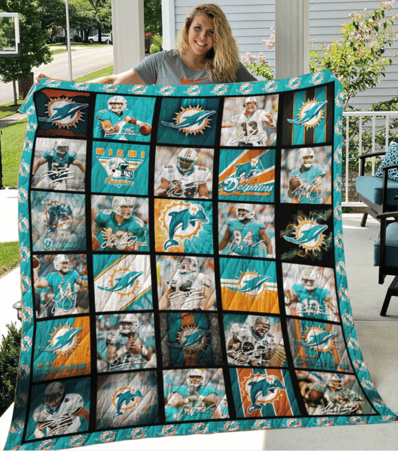 Miami Dolphins Legends Football Team 3D Quilt Blanket - Turquoise-Tph Barkingtees Fashion