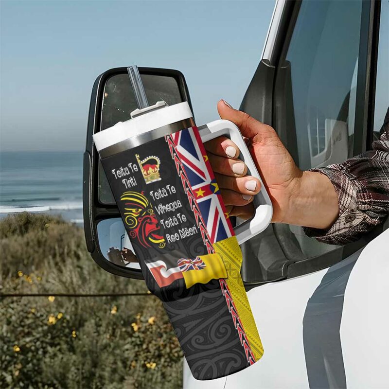 Aotearoa and Niue Toitu Te Tiriti Honour the Treaty Fight Together Stand Together Custom Stanley Quencher 40oz Stainless Steel Tumbler With Handle - Threewoofs - Image 7