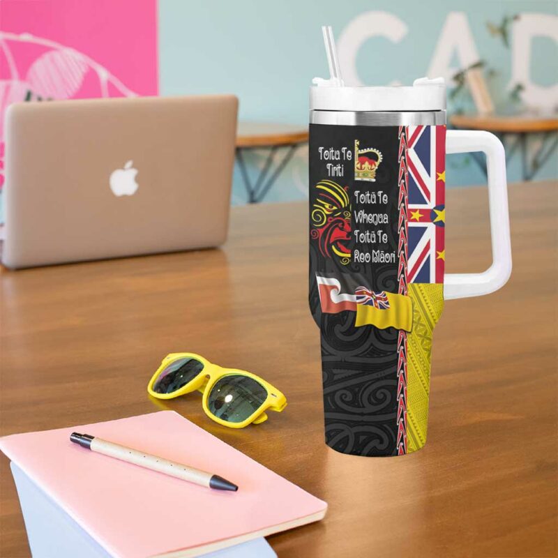 Aotearoa and Niue Toitu Te Tiriti Honour the Treaty Fight Together Stand Together Custom Stanley Quencher 40oz Stainless Steel Tumbler With Handle - Threewoofs - Image 5
