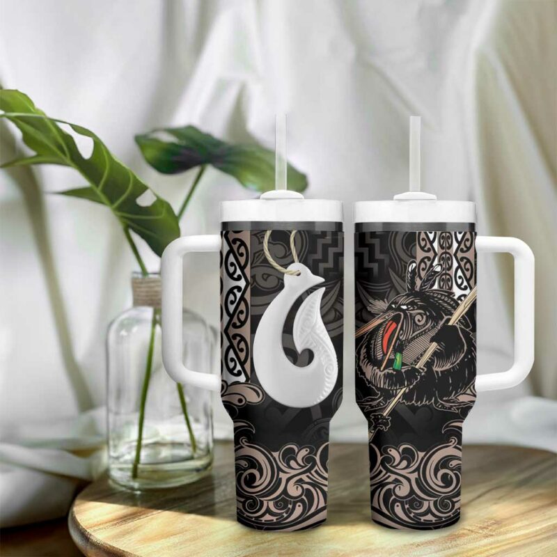 Aotearoa Hei Matau Haka Kiwi Mix Maori Mangopare Custom Stanley Quencher 40oz Stainless Steel Tumbler With Handle - Threewoofs - Image 9