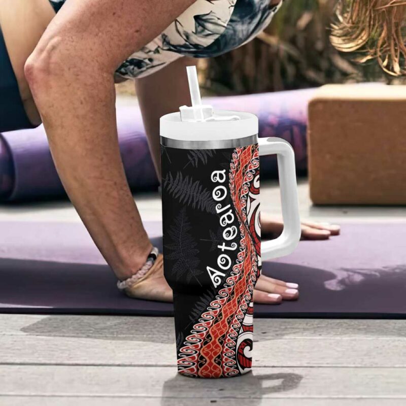 Aotearoa Maori Stylized Koru Silver Ferns Custom Stanley Quencher 40oz Stainless Steel Tumbler With Handle - Threewoofs - Image 6