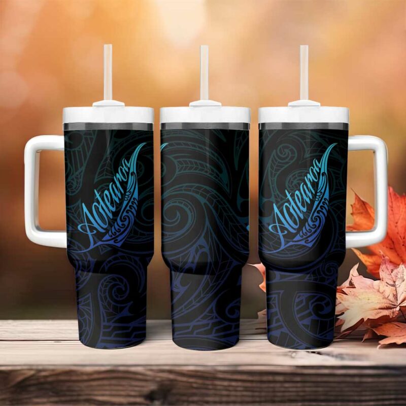 Aotearoa New Zealand Koru Fern Blue Gradient Custom Stanley Quencher 40oz Stainless Steel Tumbler With Handle - Threewoofs - Image 4