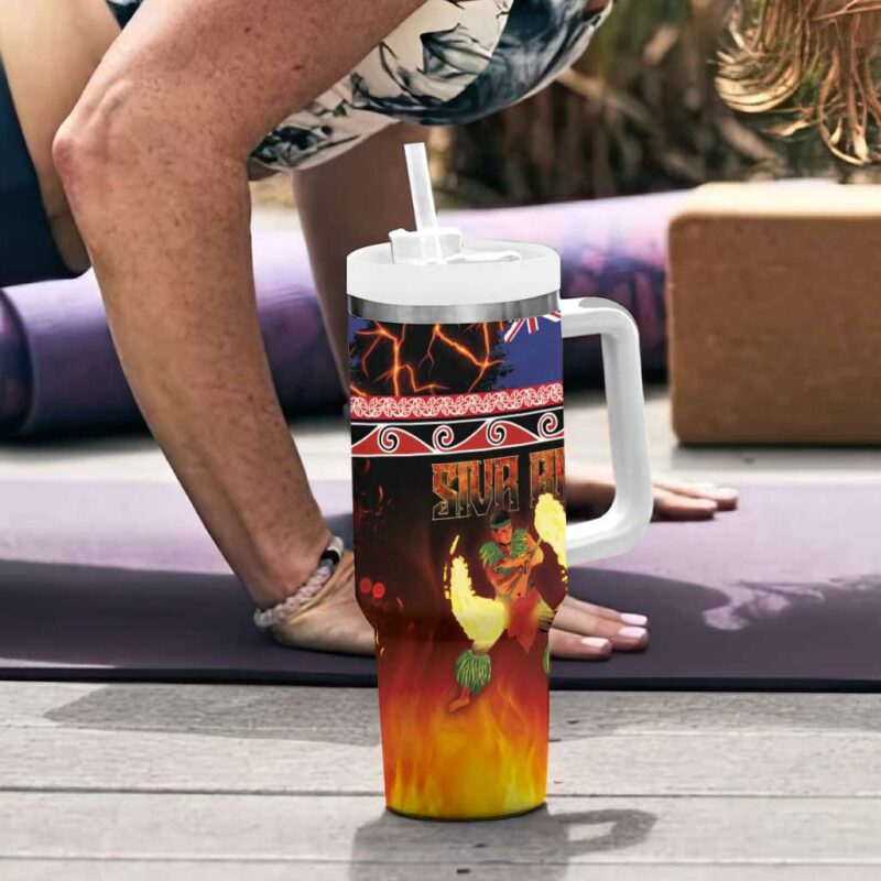 Aotearoa Siva Afi Tribal Performers of Aotearoa Fire Knife Dancing Custom Stanley Quencher 40oz Stainless Steel Tumbler With Handle - Threewoofs - Image 6