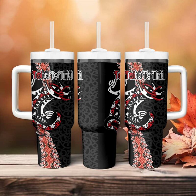 Aotearoa Toitu Te Tiriti Maori Taniwha Haka Honour the Treaty Custom Stanley Quencher 40oz Stainless Steel Tumbler With Handle - Threewoofs - Image 4