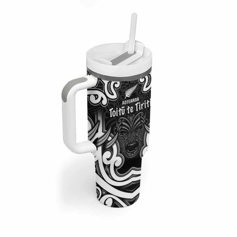 Aotearoa Toitu Te Tiriti O Waitangi Custom Stanley Quencher 40oz Stainless Steel Tumbler With Handle - Threewoofs - Image 2