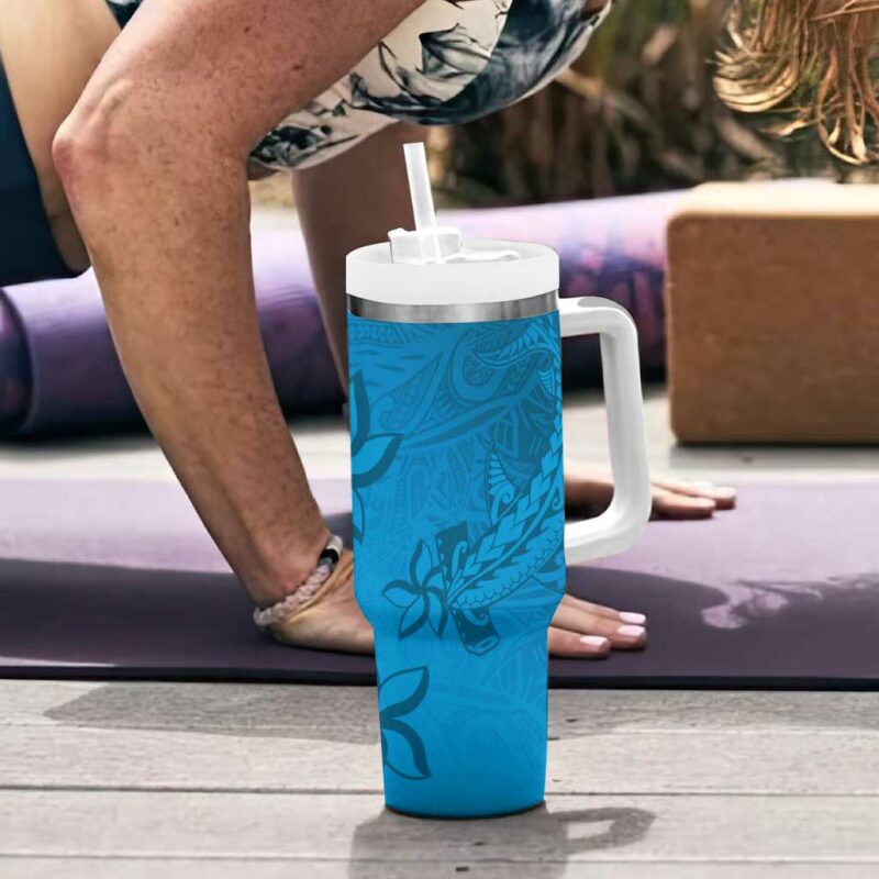 Blue Gradient Polynesia Hawaiian Tribal Hammerhead Shark Tattoo Custom Stanley Quencher 40oz Stainless Steel Tumbler With Handle - Threewoofs - Image 6