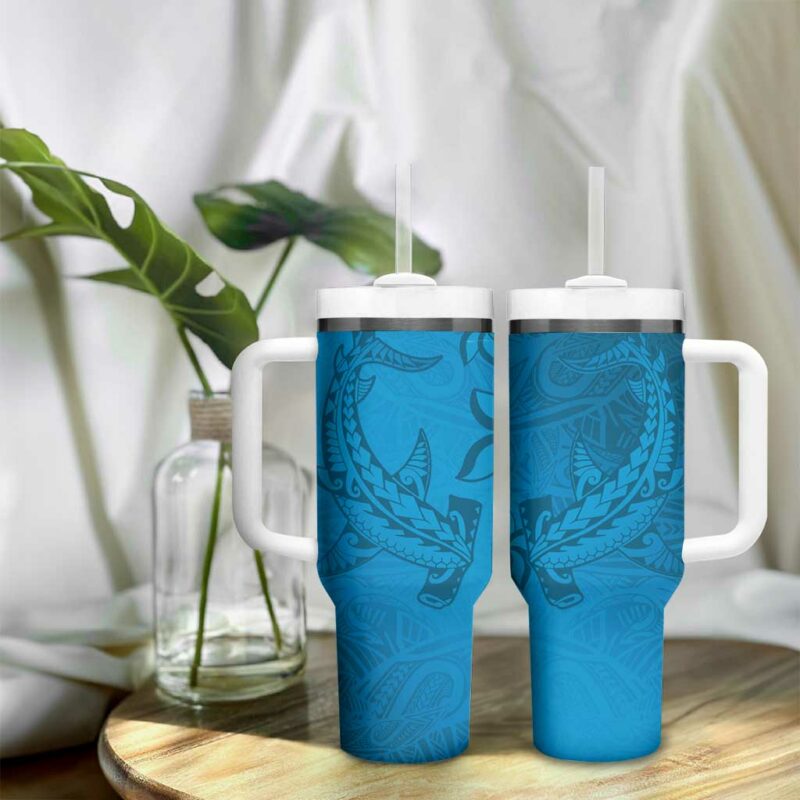 Blue Gradient Polynesia Hawaiian Tribal Hammerhead Shark Tattoo Custom Stanley Quencher 40oz Stainless Steel Tumbler With Handle - Threewoofs - Image 9