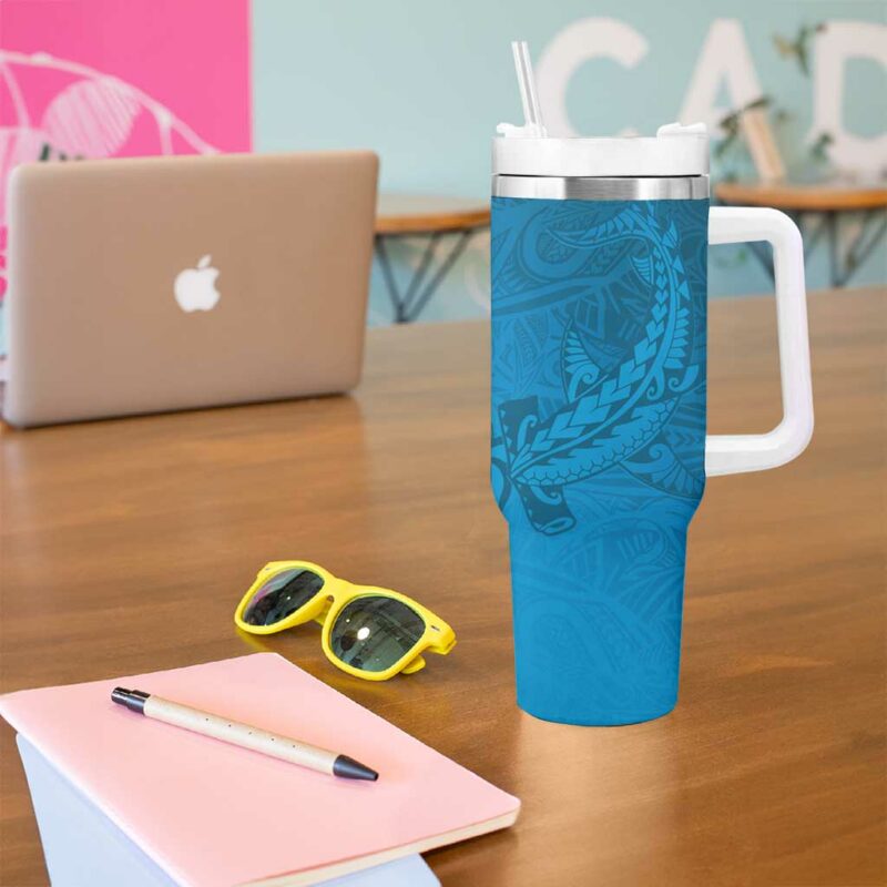 Blue Gradient Polynesia Hawaiian Tribal Hammerhead Shark Tattoo Custom Stanley Quencher 40oz Stainless Steel Tumbler With Handle - Threewoofs - Image 5