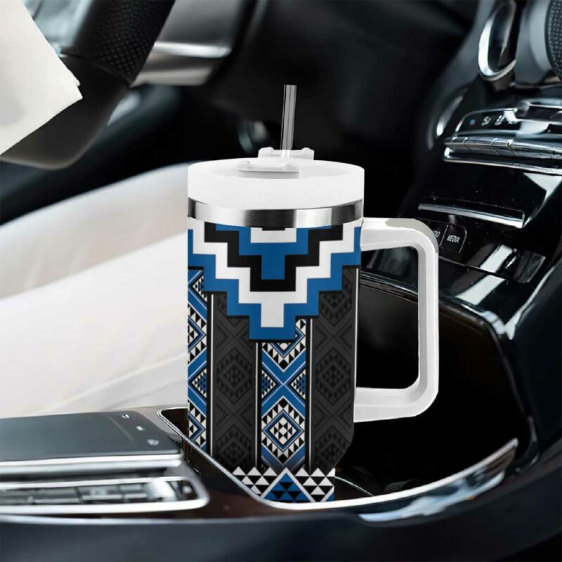 Blue Taniko Aotearoa Niho Taniwha Mix Poutama Custom Stanley Quencher 40oz Stainless Steel Tumbler With Handle - Threewoofs - Image 8