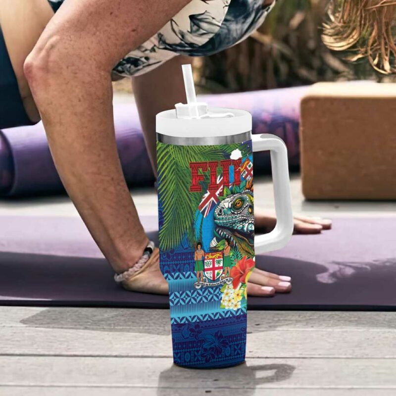 Fiji Iguana-Coat of Arms Custom Stanley Quencher 40oz Stainless Steel Tumbler With Handle - Threewoofs - Image 6