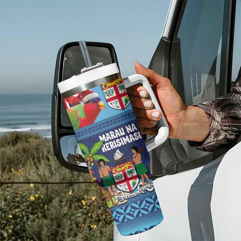 Fiji Marau na Kerisimasi Christmas Collared Lory Fiji Emblems Custom Stanley Quencher 40oz Stainless Steel Tumbler With Handle - Threewoofs - Image 7