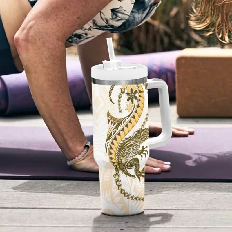 Gold Maori Tuatara Luxury Pastel Custom Stanley Quencher 40oz Stainless Steel Tumbler With Handle - Threewoofs - Image 6
